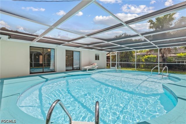1330 SE 44th TER, Cape Coral, FL 33904