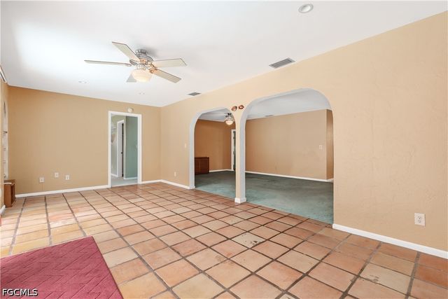 1330 SE 44th TER, Cape Coral, FL 33904
