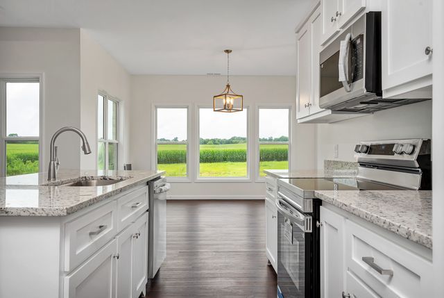 1380 Lanning Rd, Lawrenceburg, TN 38464