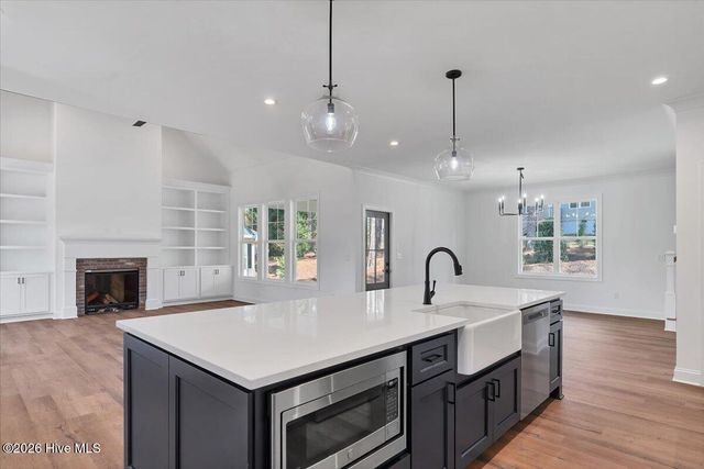 172 Woodbine Way, Carthage, NC 28327