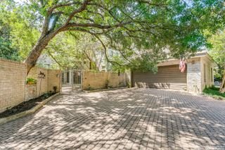 9 Scarborough Square, San Antonio, TX 78218