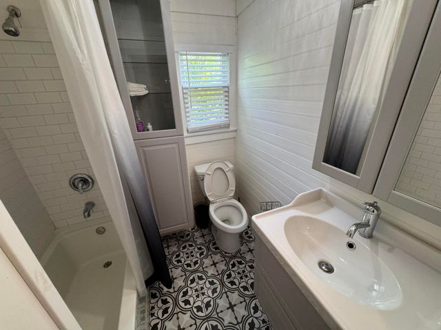 17 S D Street 1, Lake Worth Beach, FL 33460