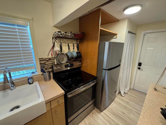 17 S D Street 1, Lake Worth Beach, FL 33460