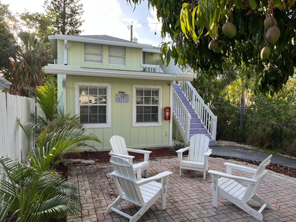 17 S D Street 1, Lake Worth Beach, FL 33460