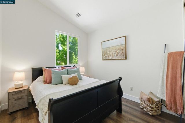 1980 Harvest Landing Court, Tracy, CA 95376