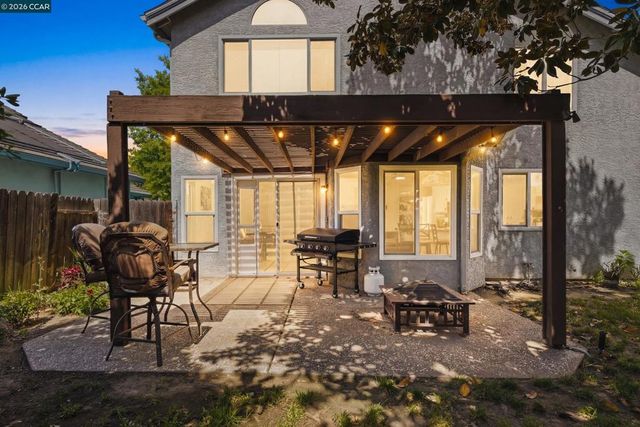 1980 Harvest Landing Court, Tracy, CA 95376