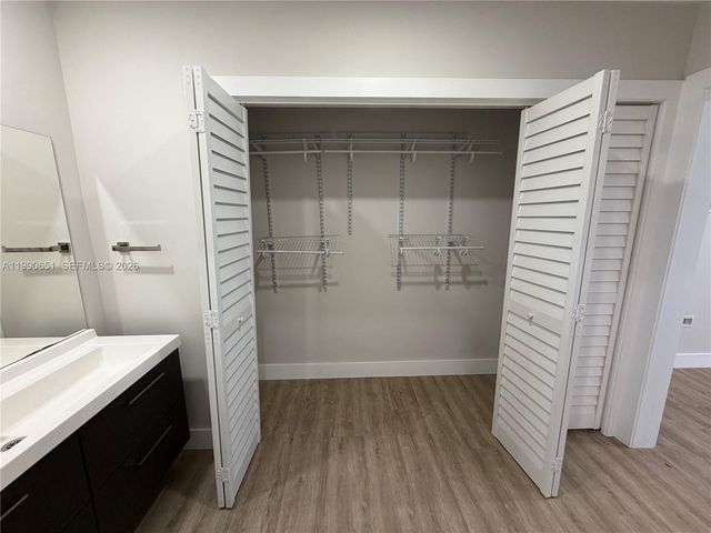 3025 Mary St 11, Miami, FL 33133