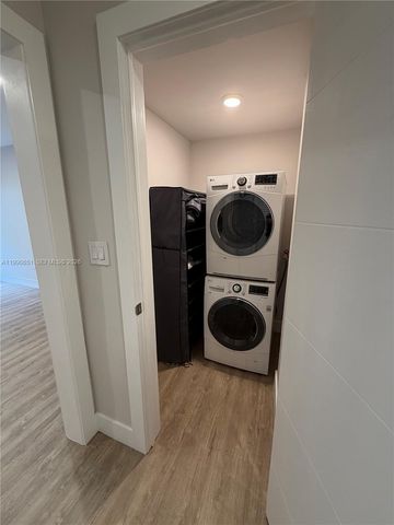 3025 Mary St 11, Miami, FL 33133