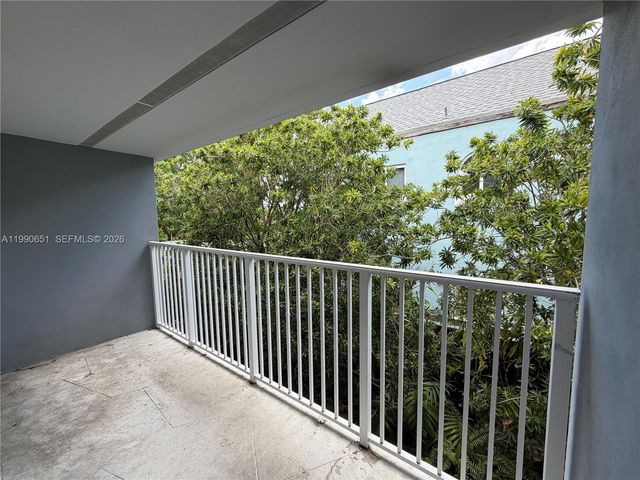 3025 Mary St 11, Miami, FL 33133