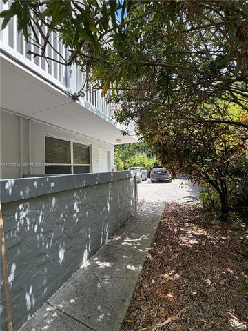 3025 Mary St 11, Miami, FL 33133