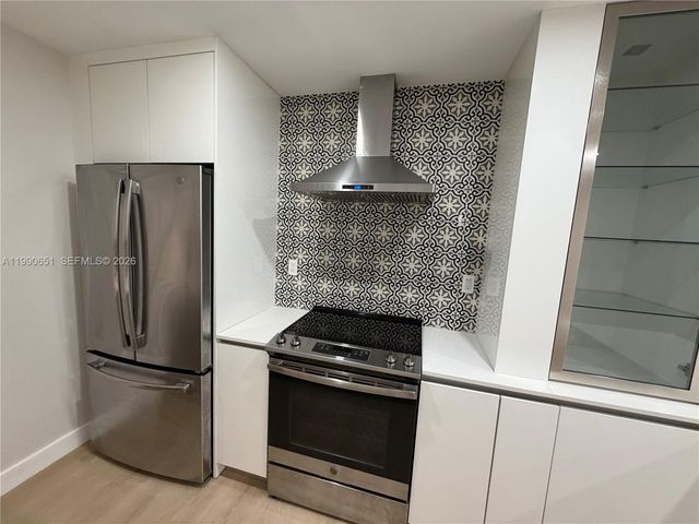 3025 Mary St 11, Miami, FL 33133