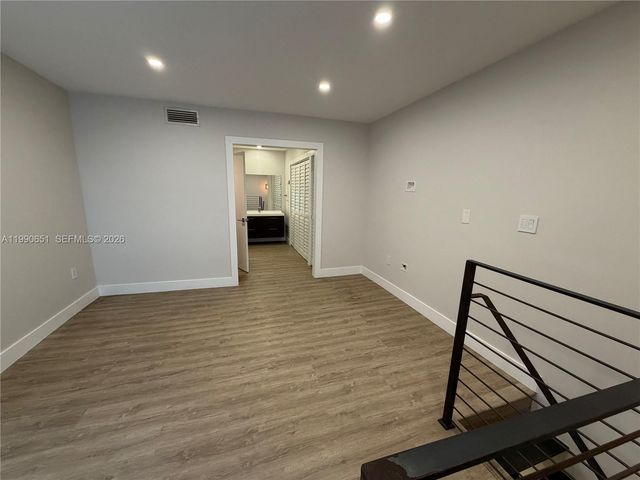 3025 Mary St 11, Miami, FL 33133