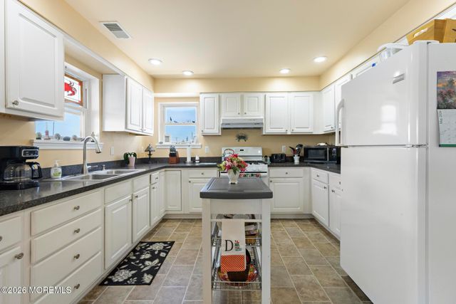 120 Marlin Road, Tuckerton, NJ 08087