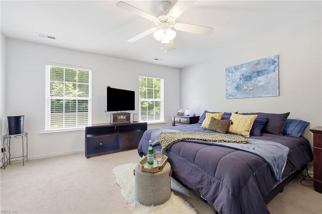 200 Foster RD, Yorktown, VA 23690