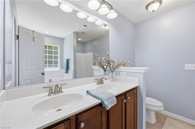 200 Foster RD, Yorktown, VA 23690