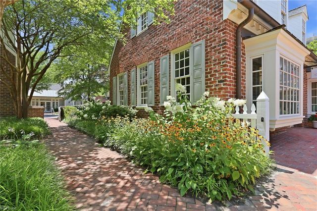 200 Foster RD, Yorktown, VA 23690