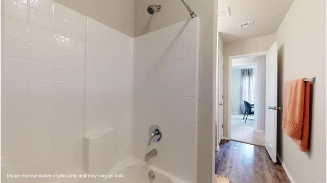 4005 Dutch Lane, Mustang, OK 73064