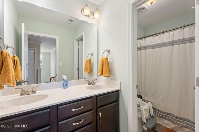 121 Driver Court, Raeford, NC 28376