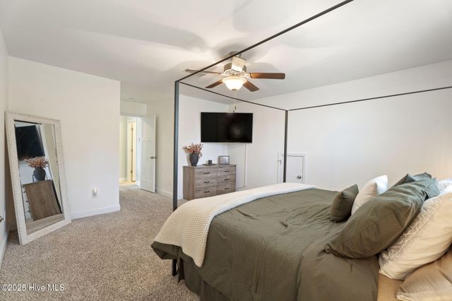 121 Driver Court, Raeford, NC 28376
