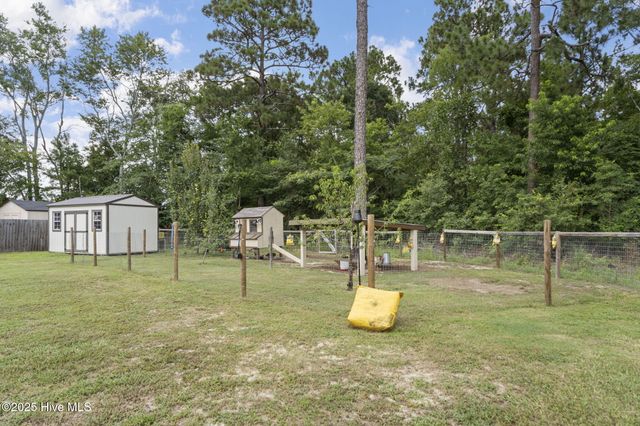 121 Driver Court, Raeford, NC 28376