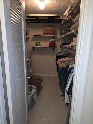 1150 Hillsboro Mile 708, Hillsboro Beach, FL 33062