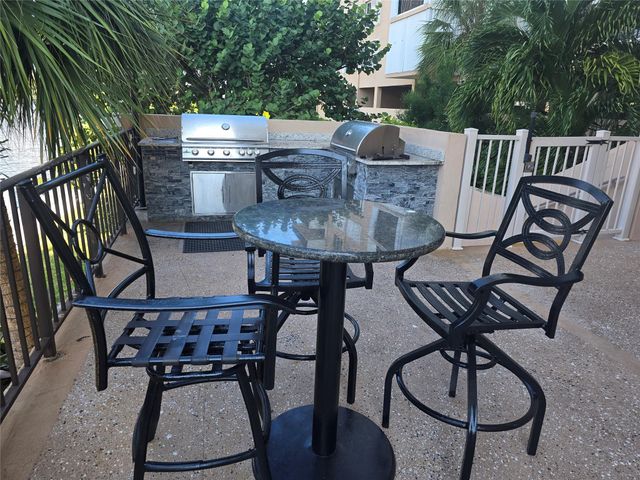 1150 Hillsboro Mile 708, Hillsboro Beach, FL 33062