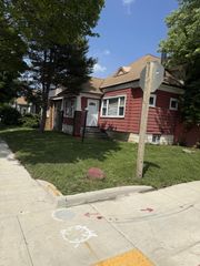 4102 N 7th STREET, Milwaukee, WI 53209