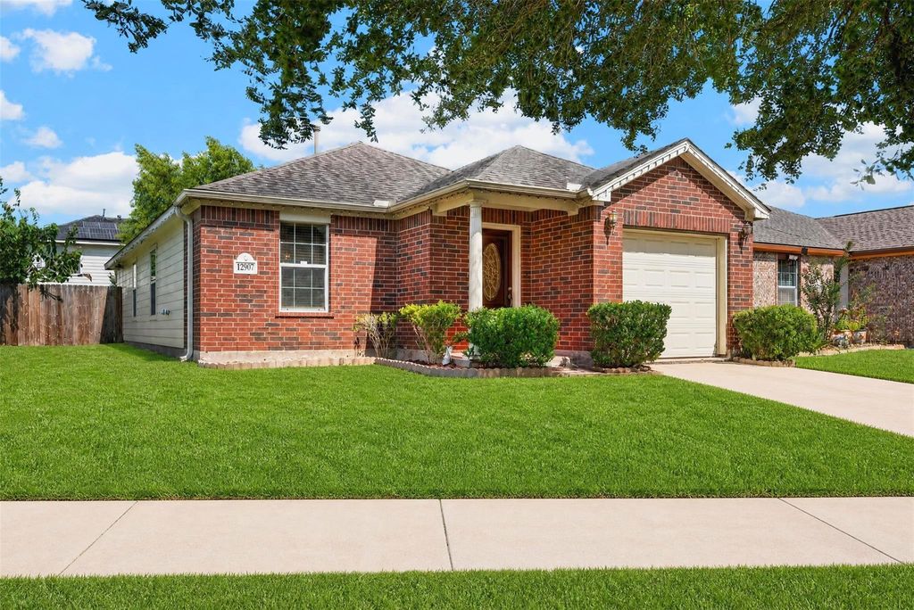 12907 Arnage Lane, Houston, TX 77085