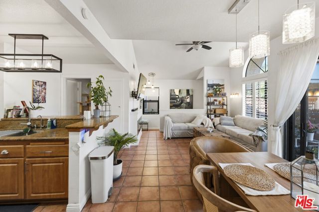 2352 Archwood Lane 50, Simi Valley, CA 93063
