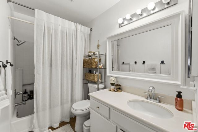 2352 Archwood Lane 50, Simi Valley, CA 93063
