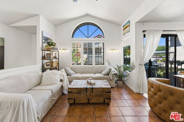 2352 Archwood Lane 50, Simi Valley, CA 93063