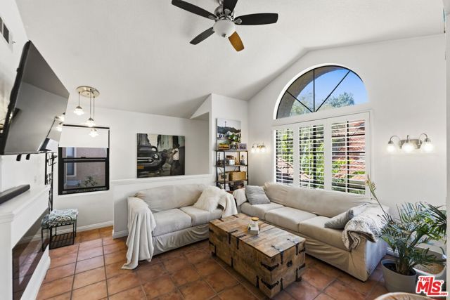2352 Archwood Lane 50, Simi Valley, CA 93063
