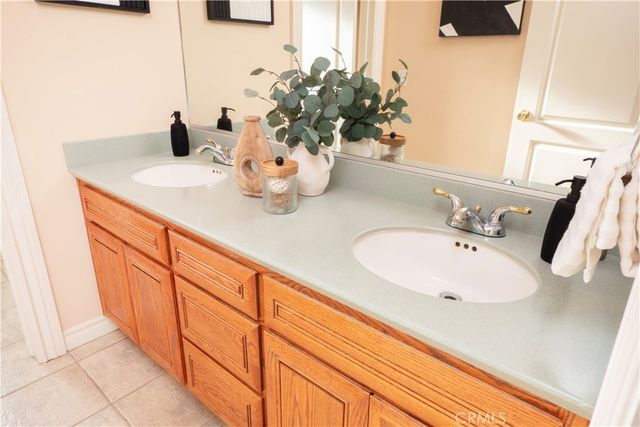 20759 Gabriella Lane, Murrieta, CA 92562