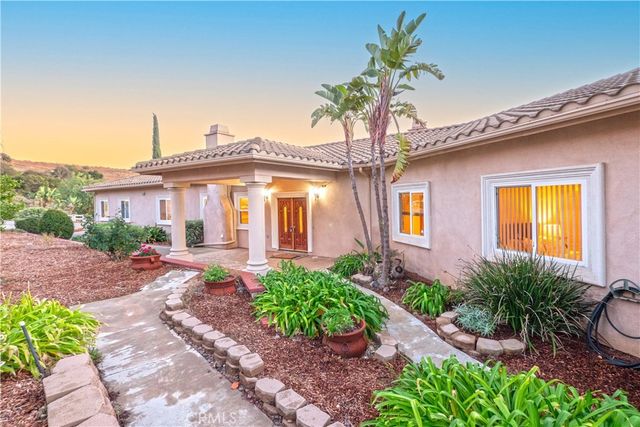 20759 Gabriella Lane, Murrieta, CA 92562