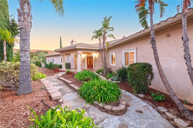 20759 Gabriella Lane, Murrieta, CA 92562