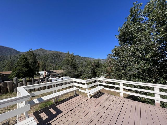 305 John Lewis Drive, Springville, CA 93265