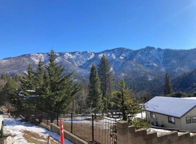 305 John Lewis Drive, Springville, CA 93265