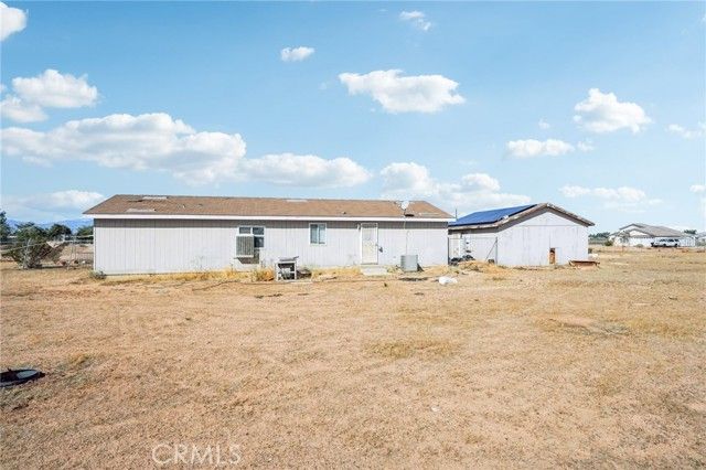 10992 Tecopa Road, Apple Valley, CA 92308