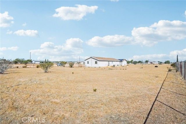 10992 Tecopa Road, Apple Valley, CA 92308