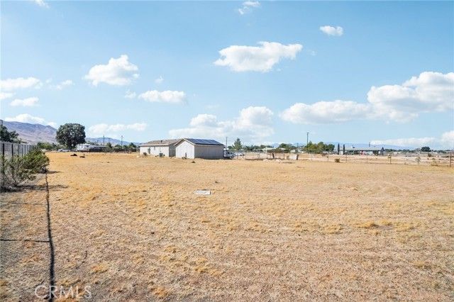 10992 Tecopa Road, Apple Valley, CA 92308