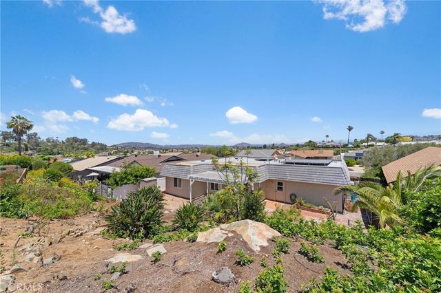 12487 Lomica, San Diego, CA 92128