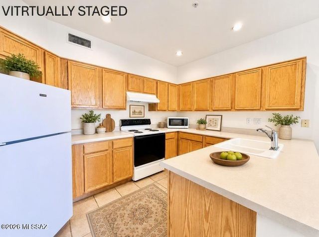 1519 N Pso La Tinaja, Green Valley, AZ 85614