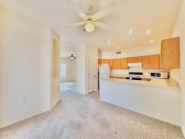 1519 N Pso La Tinaja, Green Valley, AZ 85614