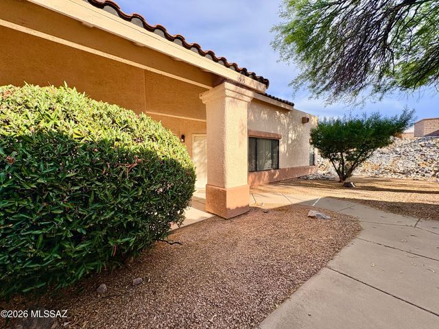 1519 N Pso La Tinaja, Green Valley, AZ 85614