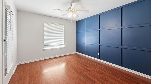 1077 Westgrove Drive, Saginaw, TX 76179