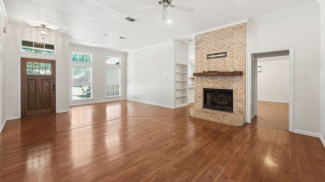 1077 Westgrove Drive, Saginaw, TX 76179