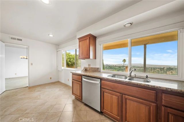 704 Crest Vista Drive, Monterey Park, CA 91754
