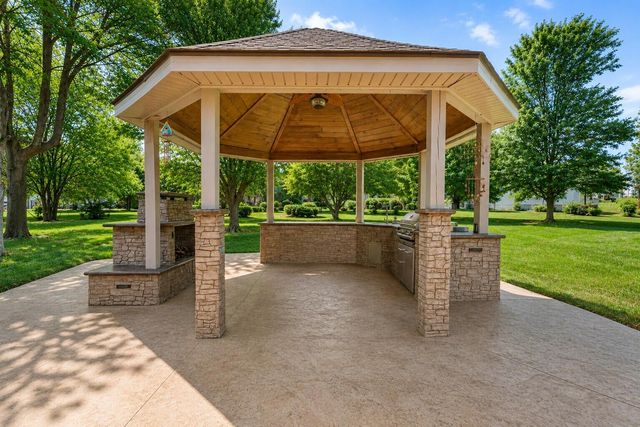 3702 E Dartmoor Court, Springfield, MO 65802