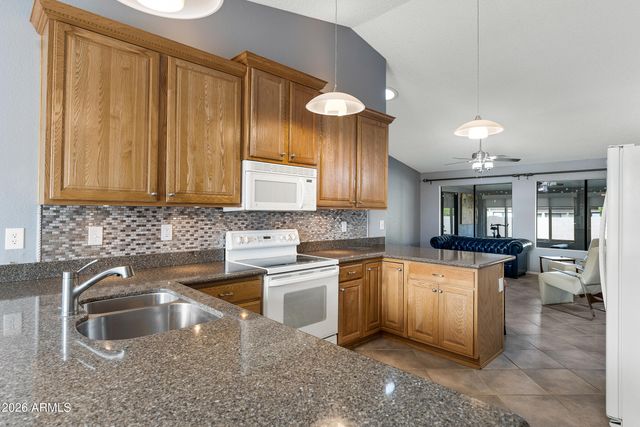 2763 LEISURE WORLD --, Mesa, AZ 85206