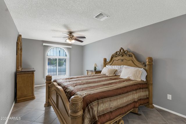 2763 LEISURE WORLD --, Mesa, AZ 85206